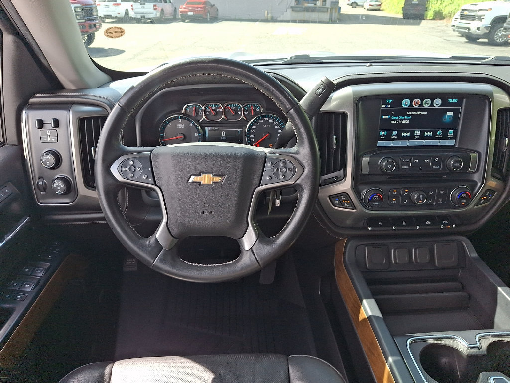 Used 2018 Chevrolet Silverado 1500 LTZ w/ LTZ Plus Package AWD/4WD image 11