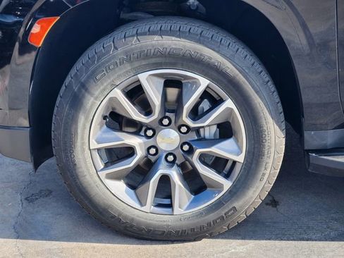 Used 2021 Chevrolet Tahoe LT w/ LT Signature Package image 10