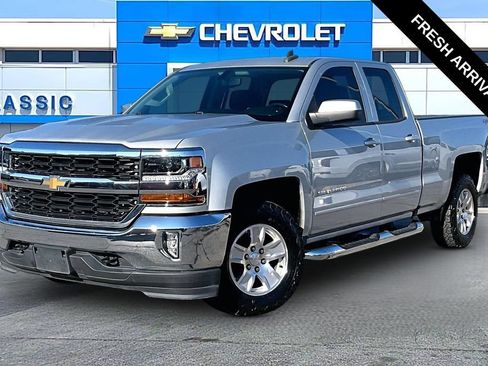 Used 2016 Chevrolet Silverado 1500 LT w/ All Star Edition AWD/4WD image 2