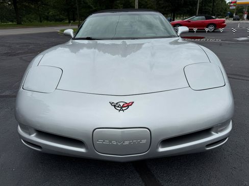 Used 2002 Chevrolet Corvette Convertible w/ Preferred Equipment Group2 RWD image 13