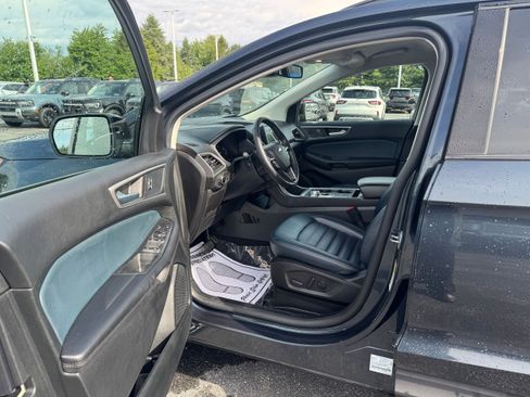 Certified 2024 Ford Edge SEL w/ Sport Appearance Package AWD/4WD image 12