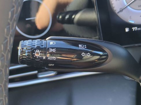 New 2026 Hyundai Elantra Limited FWD image 29