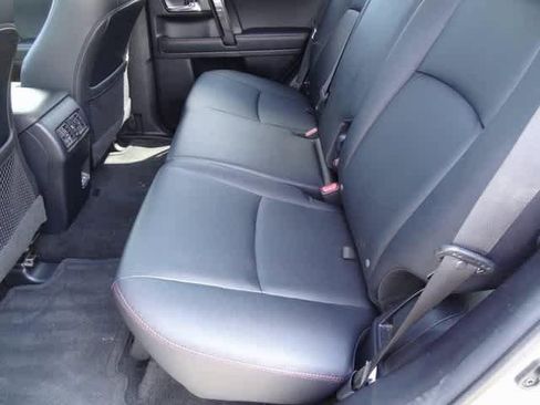 Used 2024 Toyota 4Runner TRD Off-Road Premium image 9