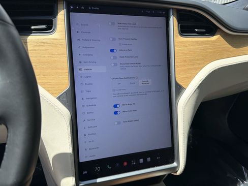 Used 2021 Tesla Model S Long Range Plus AWD/4WD image 40