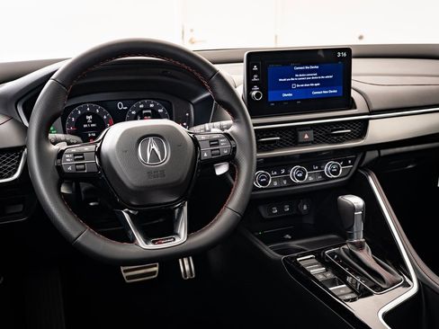 Certified 2025 Acura ADX A-Spec image 4