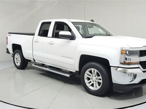 Used 2018 Chevrolet Silverado 1500 LT w/ All Star Edition image 7