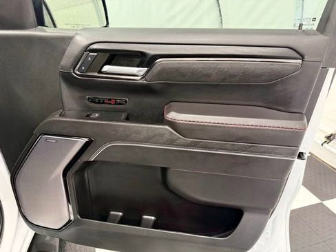 Used 2024 GMC Sierra 1500 AT4X image 23