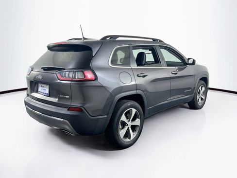 Used 2022 Jeep Cherokee Limited image 5