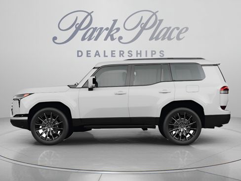 Used 2024 Lexus GX 550 AWD/4WD image 2
