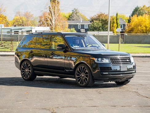 Used 2017 Land Rover Range Rover Long Wheelbase Supercharged image 3