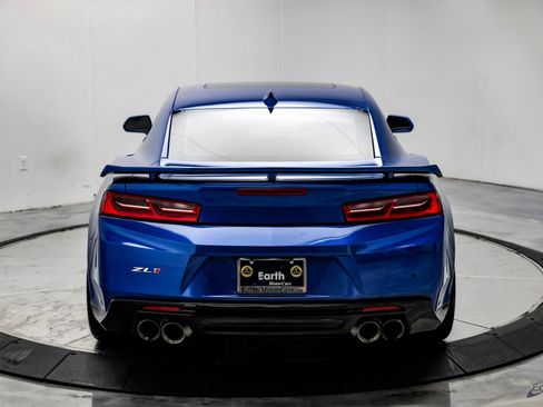 Used 2018 Chevrolet Camaro ZL1 image 11