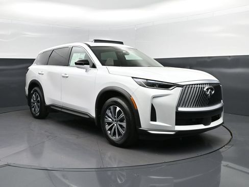Certified 2026 INFINITI QX60 Pure w/ Cargo Package FWD image 9