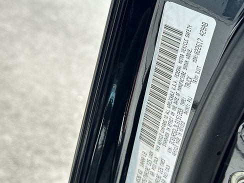 Used 2020 RAM 2500 Limited AWD/4WD image 23