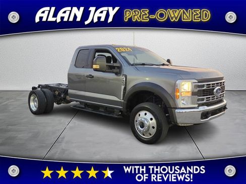 Used 2024 Ford F450 XLT image 1