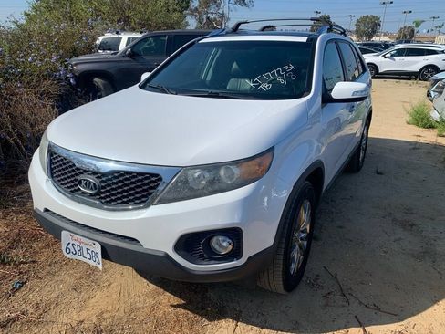 Used 2011 Kia Sorento EX w/ Premium Pkg FWD image 1