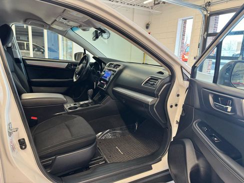 Used 2019 Subaru Outback 2.5i Premium AWD/4WD image 24