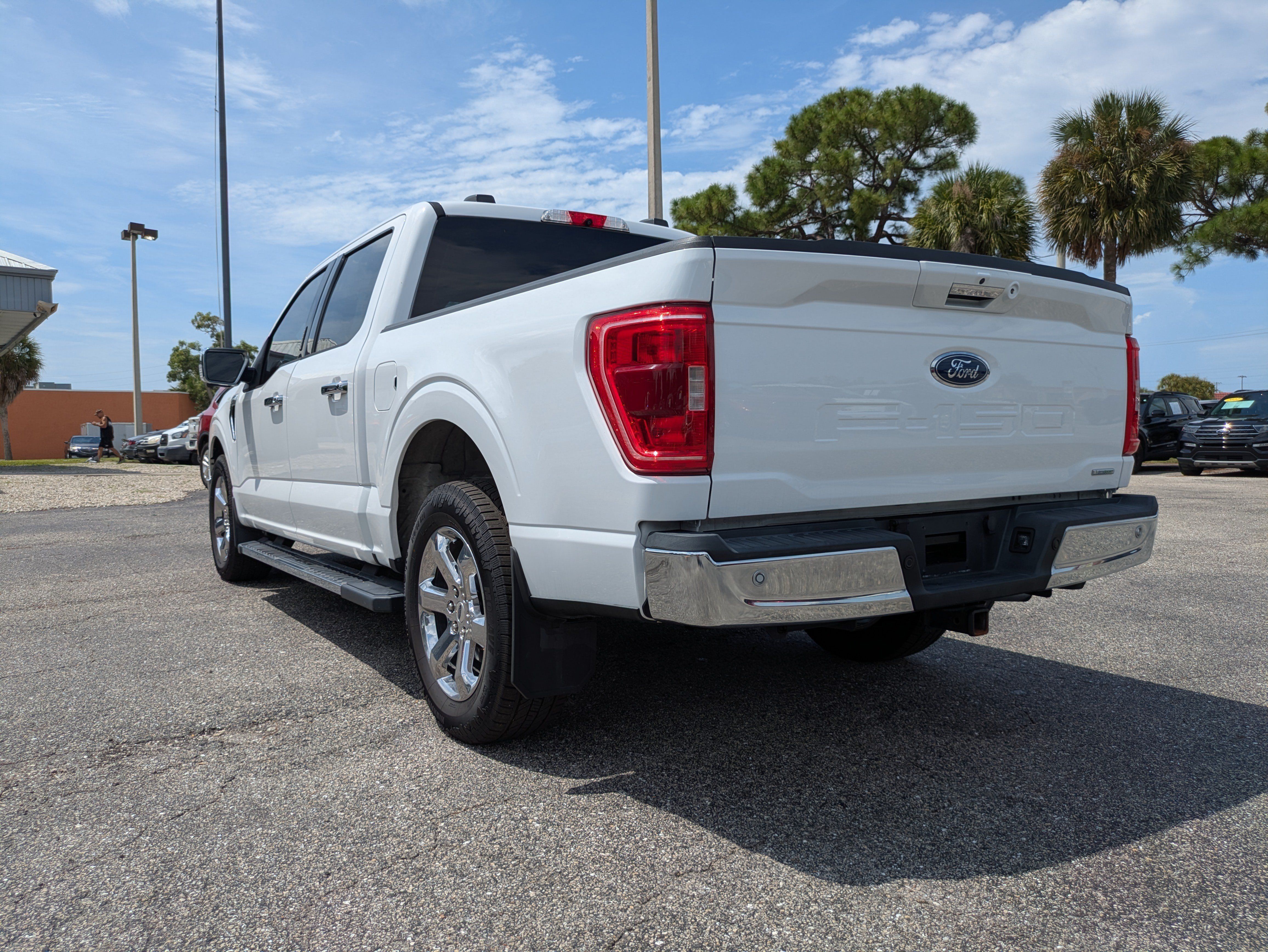 Used 2021 Ford F150 XLT w/ Equipment Group 302A High RWD image 6