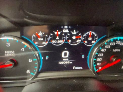 Used 2019 Chevrolet Tahoe Premier RWD image 58