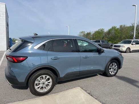 Used 2023 Ford Escape Active w/ Cold Weather Package FWD image 10