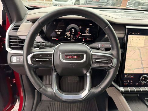 Used 2024 GMC Acadia Elevation w/ Luxury Package FWD image 25