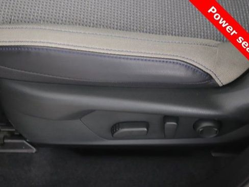 Used 2025 Subaru Forester Premium image 19