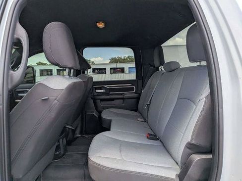 Used 2024 RAM 2500 Big Horn AWD/4WD image 10