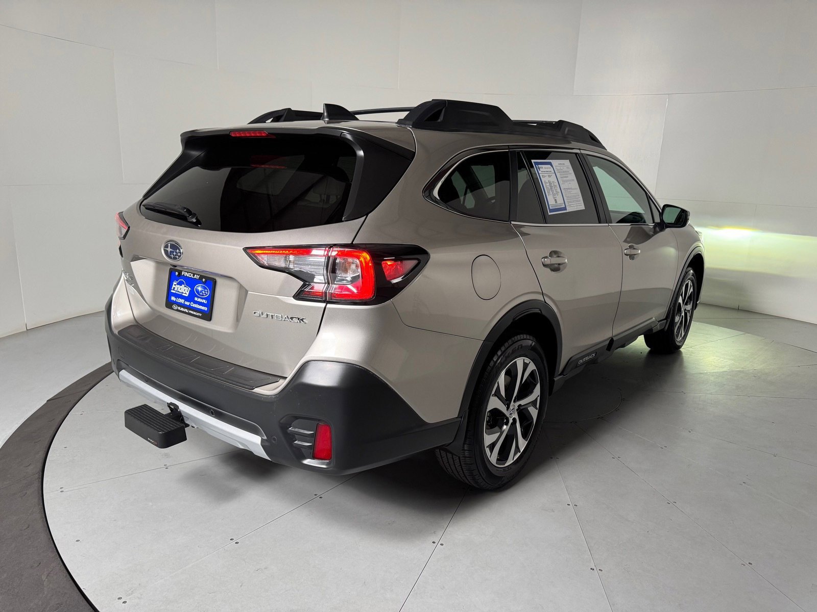 Used 2020 Subaru Outback Limited w/ Popular Package #2 AWD/4WD image 5