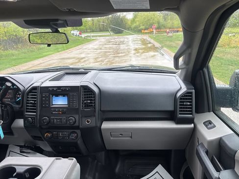 Used 2020 Ford F150 XL w/ Equipment Group 101A Mid AWD/4WD image 39
