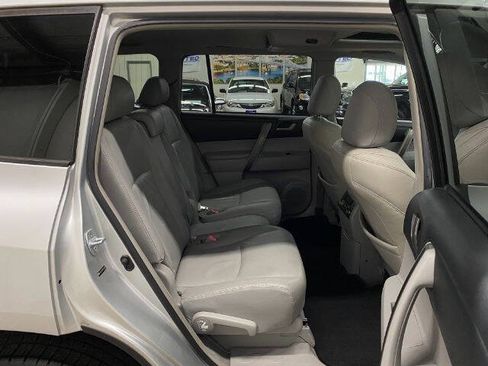Used 2008 Toyota Highlander Sport AWD/4WD image 18