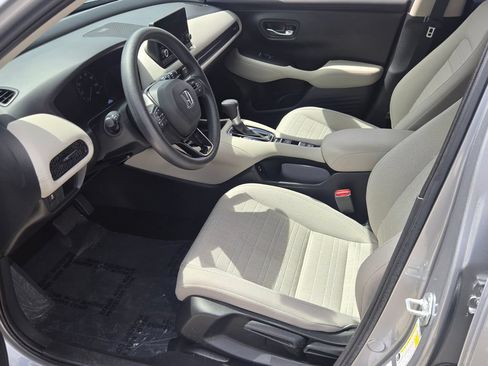 Used 2025 Honda HR-V LX image 8