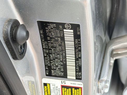 Certified 2020 Toyota Camry LE FWD image 21