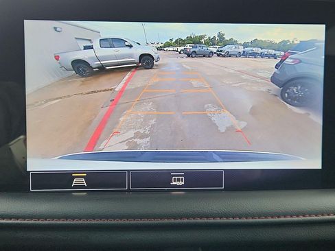 Used 2021 Chevrolet Tahoe RST RWD image 12