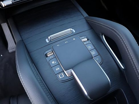 Certified 2026 Mercedes-Benz GLE 350 4MATIC image 41