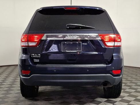 Used 2013 Jeep Grand Cherokee Laredo AWD/4WD image 8