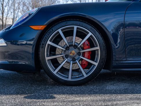 Certified 2015 Porsche 911 Targa 4S image 12
