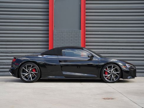 Used 2021 Audi R8 V10 image 13