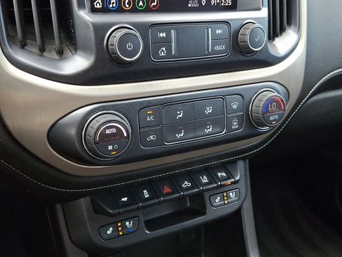 Used 2020 GMC Canyon Denali AWD/4WD image 17