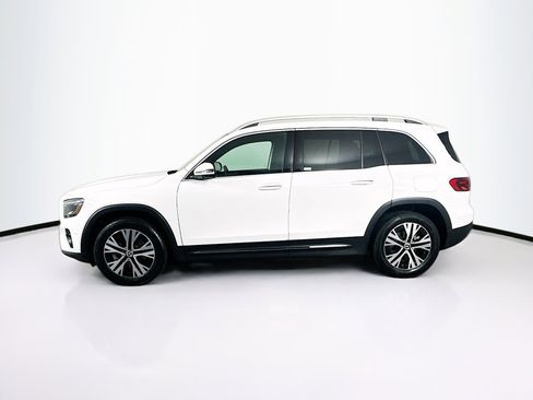 Used 2025 Mercedes-Benz GLB 250 image 4
