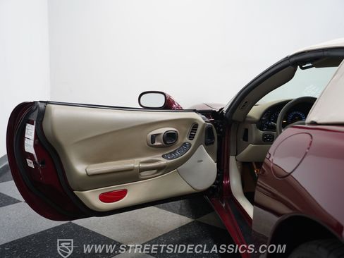 Used 2003 Chevrolet Corvette Convertible w/ Preferred Equipment Group1 RWD image 35