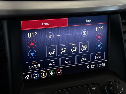 Used 2020 GMC Acadia SLE image 41