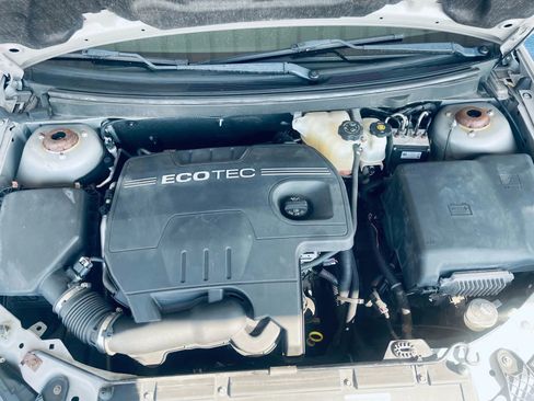 Used 2008 Pontiac G6 Sedan w/ Sun And Sound Package image 3