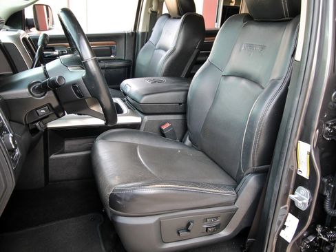 Used 2017 RAM 2500 Laramie image 23