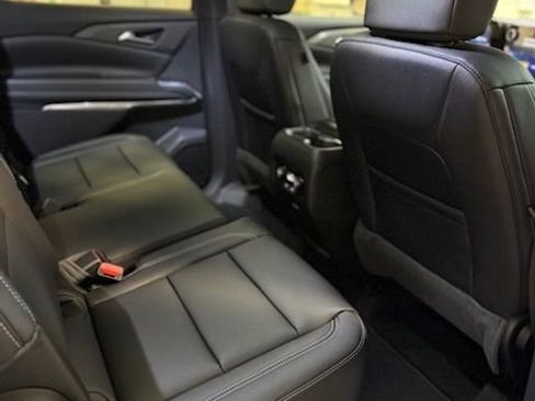 New 2026 Chevrolet Traverse LT image 15