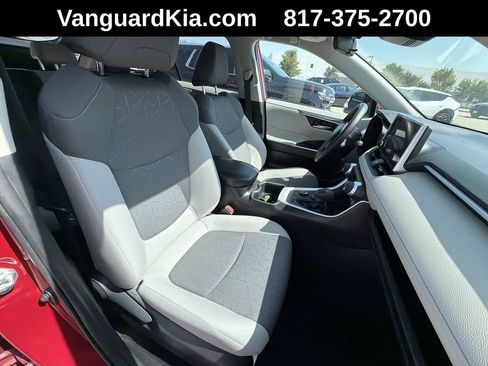 Used 2024 Toyota RAV4 XLE w/ Convenience Package AWD/4WD image 27
