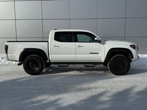 Certified 2023 Toyota Tacoma TRD Pro image 31