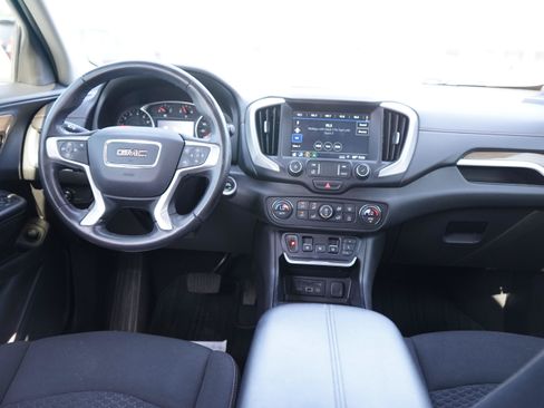 Used 2021 GMC Terrain SLE w/ Driver Convenience Package FWD image 22