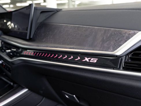 Certified 2025 BMW X5 xDrive40i w/ M Sport Package image 32