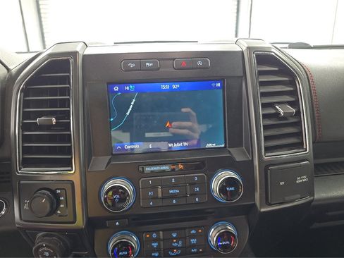 Used 2018 Ford F150 Lariat AWD/4WD image 10
