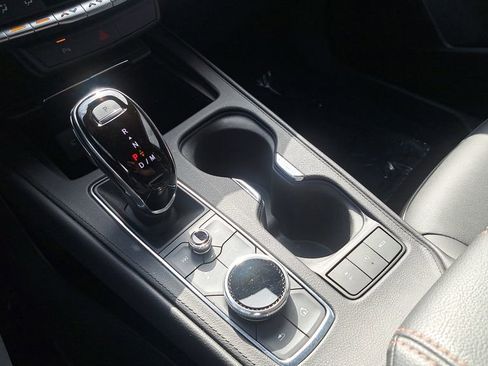 Used 2020 Cadillac XT4 Sport image 18