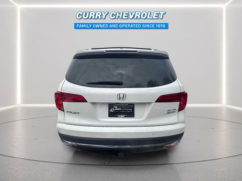 Used 2017 Honda Pilot Elite image 11
